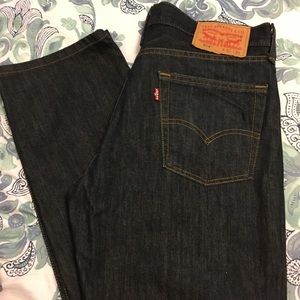 Men’s Levi 514 Jeans.